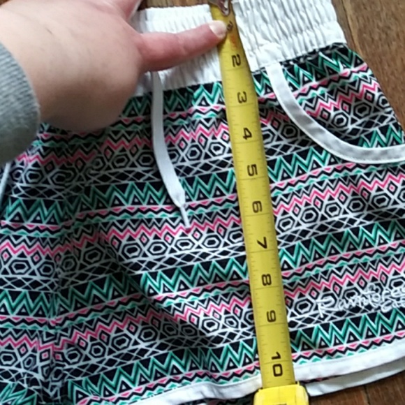 🌸 Swim Shorts From Rainforest Cafe - Picture 5 of 5